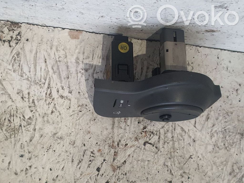 Light switch