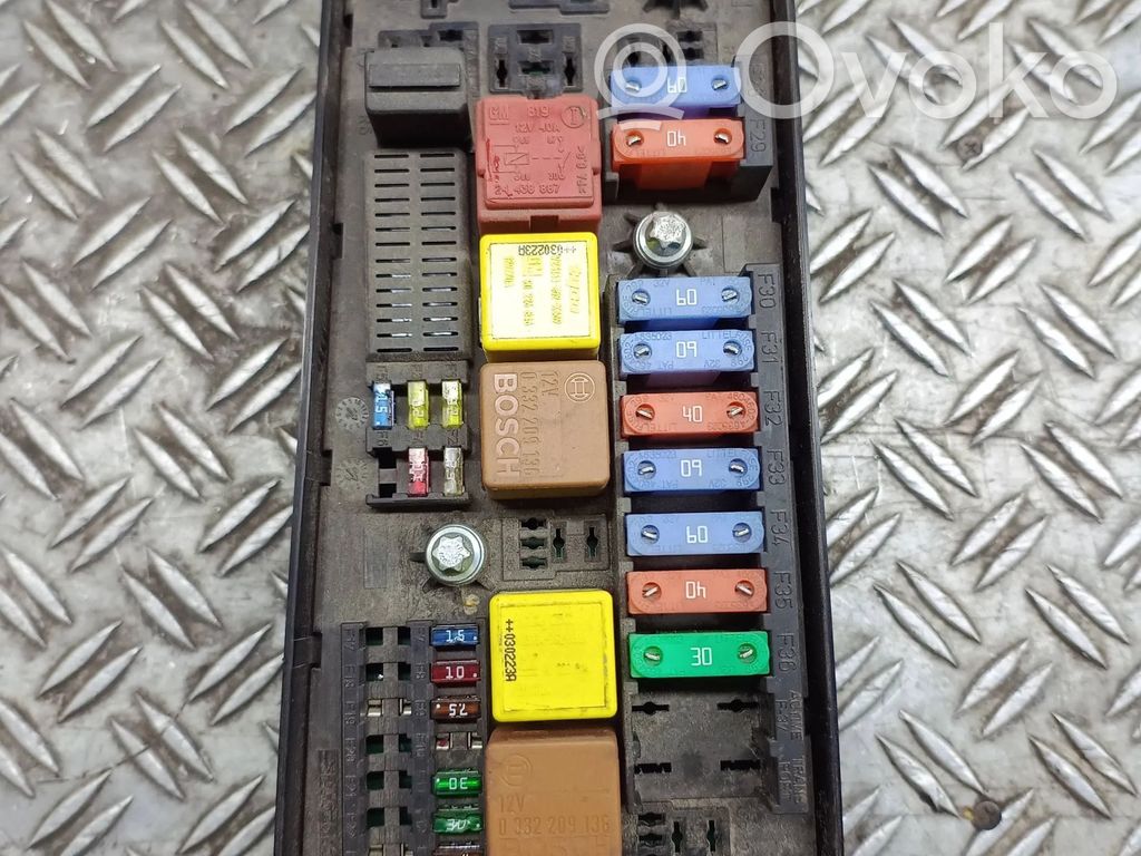 Opel Vectra C Fuse box set 