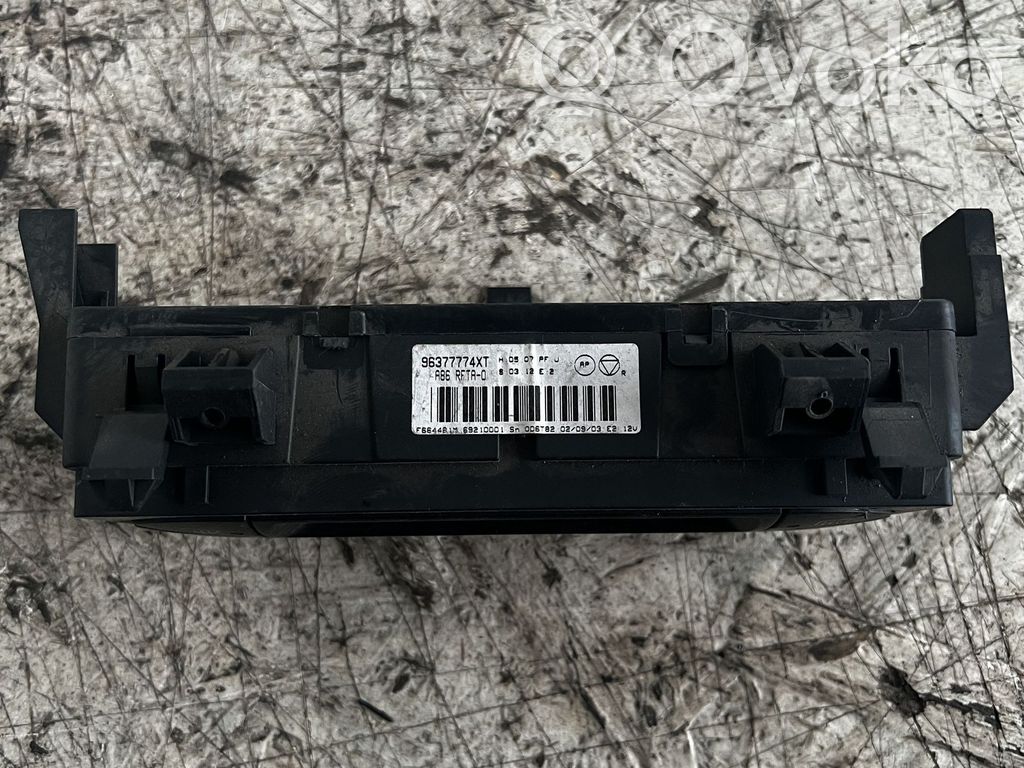 Citroen C3 Climate control unit 
