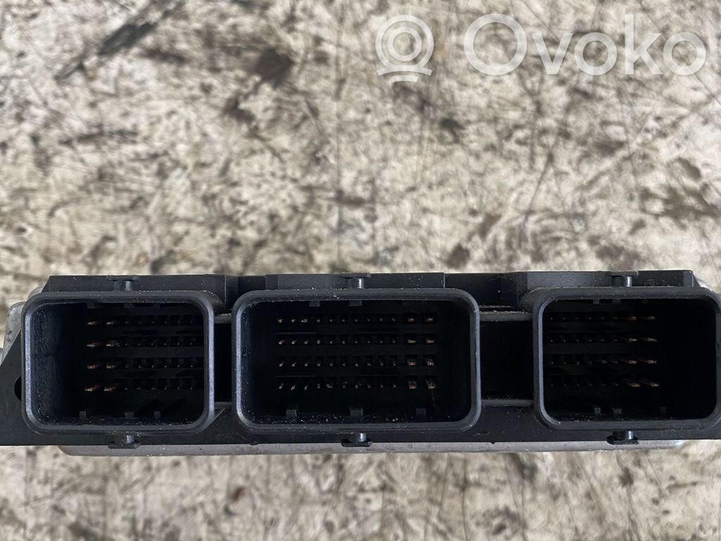 Peugeot 407 Engine control unit/module 