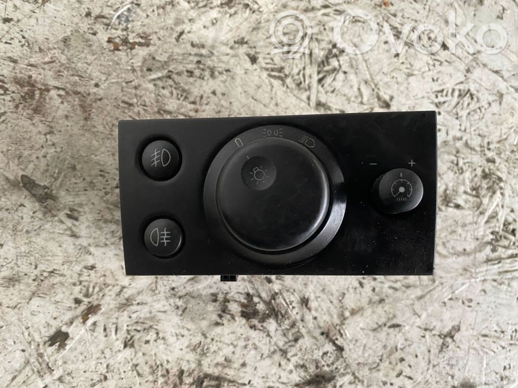 Light switch