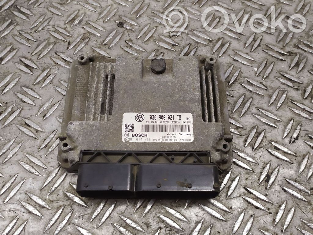 Skoda Octavia Mk2 (1Z) Engine control unit/module 