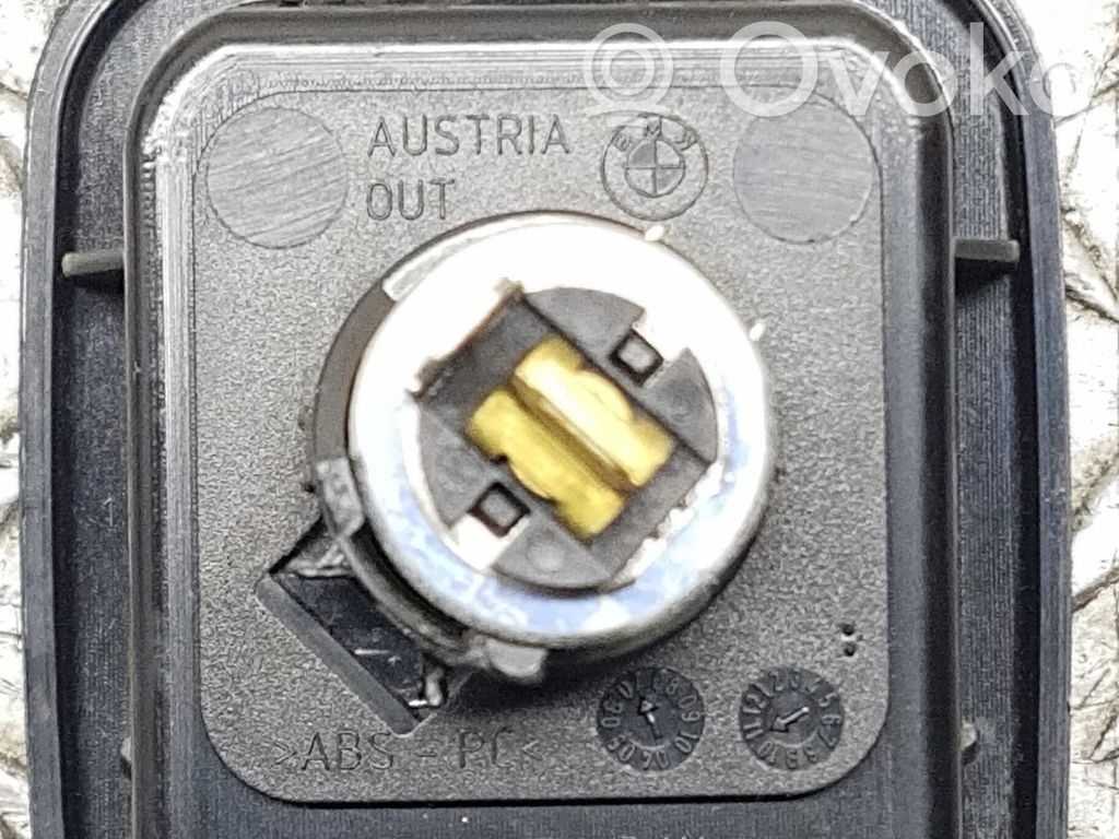 12 V Socket (front)