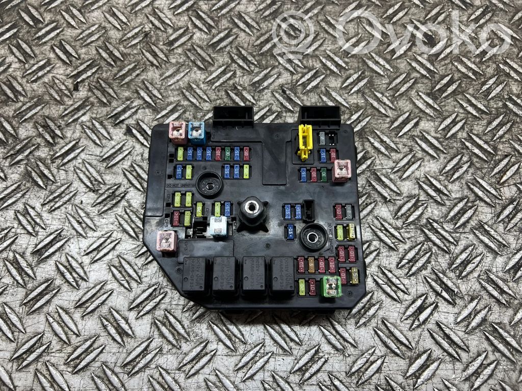 Opel Antara Saugiklių blokas 