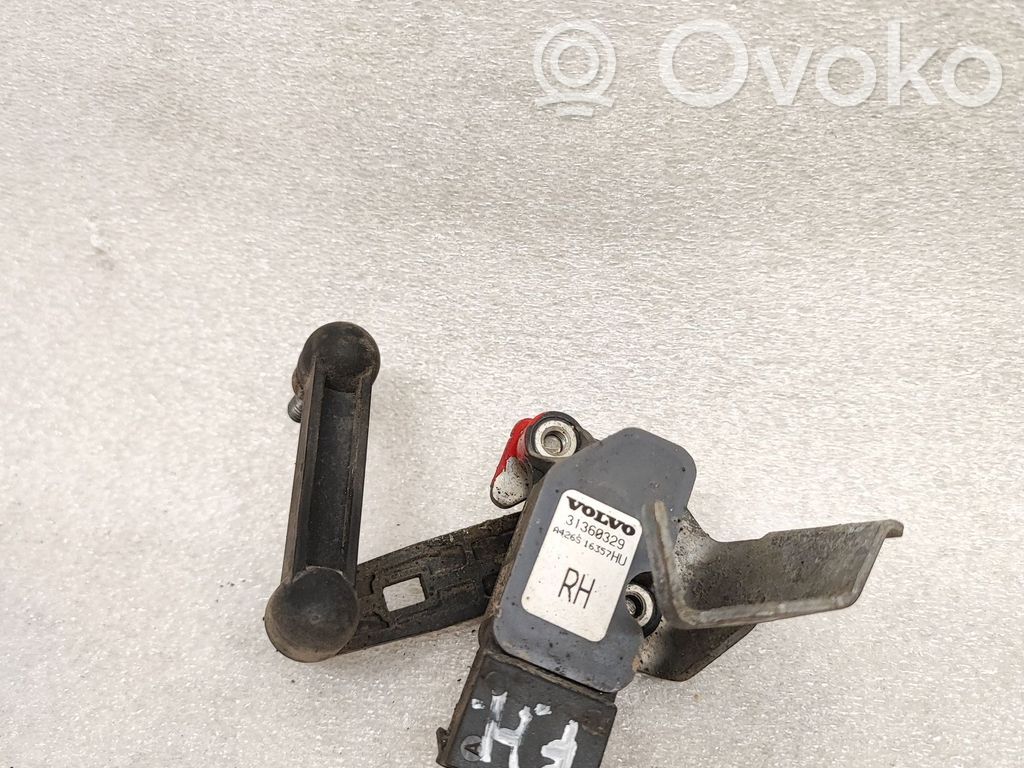 Volvo S90, V90 Headlight/headlamp level sensor 