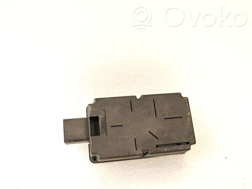 Volvo S60 Central locking relay 