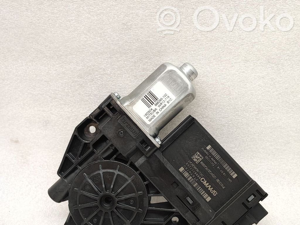 Volvo XC90 Rear door window regulator motor 