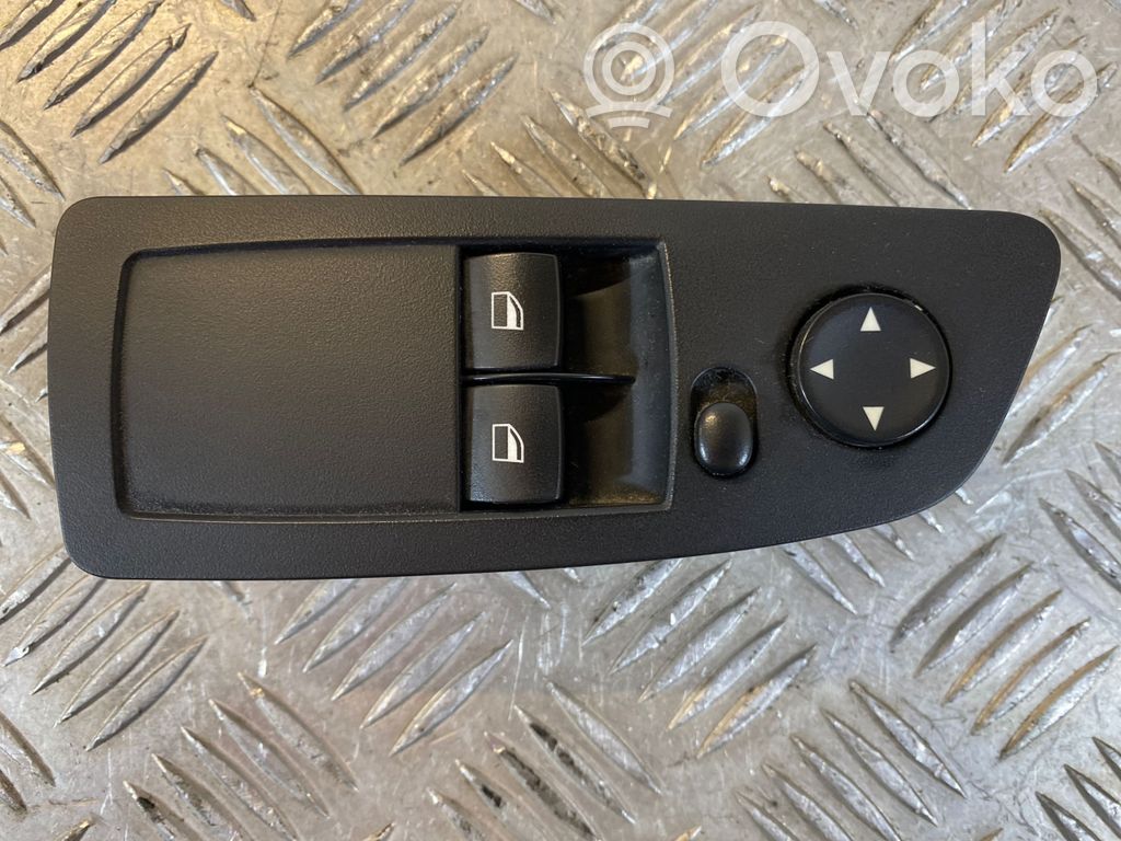 BMW 1 E81 E87 Electric window control switch 