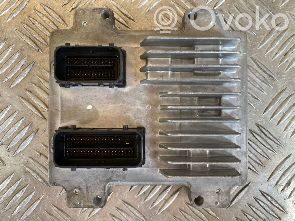 Opel Meriva B Engine control unit/module 