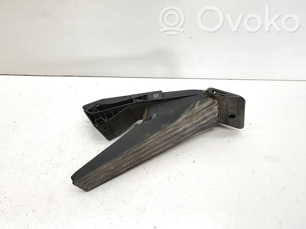 BMW 5 E60 E61 Akceleratoriaus pedalas 
