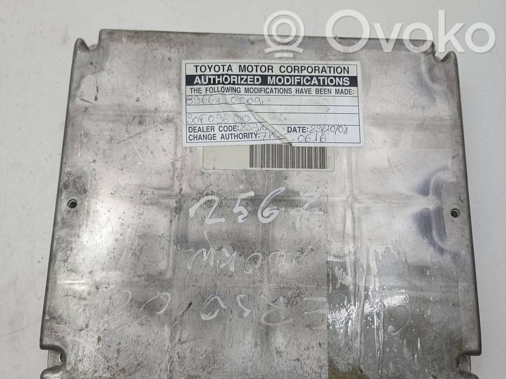 Toyota Corolla Verso E121 Engine control unit/module 