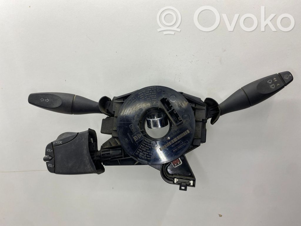 Ford Focus Wiper turn signal indicator stalk/switch 