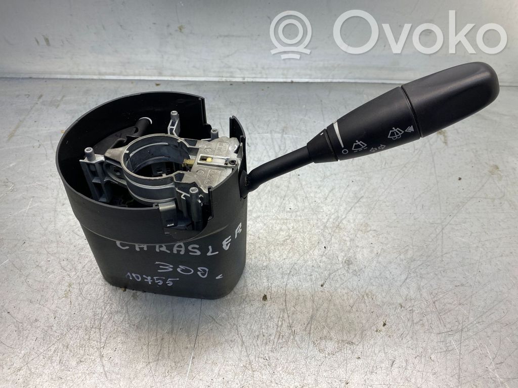 Chrysler 300 - 300C Wiper control stalk 