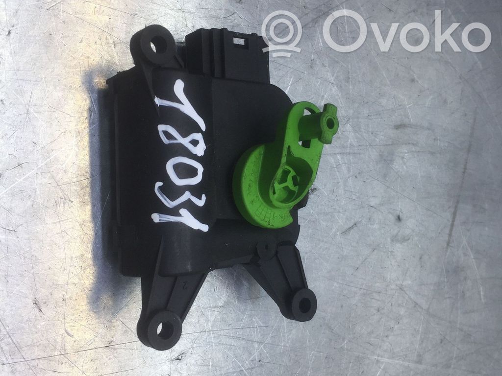 Audi A4 S4 B7 8E 8H Motor/activador trampilla de calefacción 