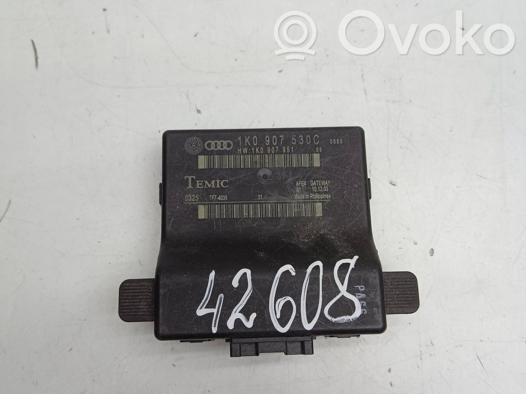Volkswagen Golf V Gateway control module 