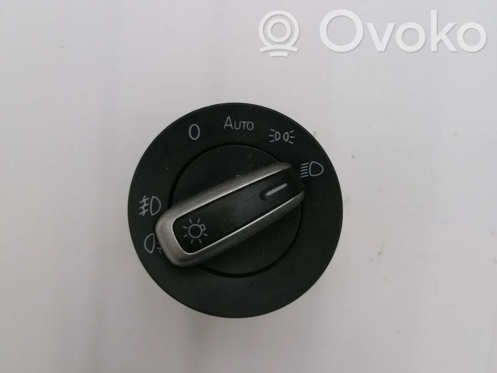 Volkswagen PASSAT B7 Light switch 