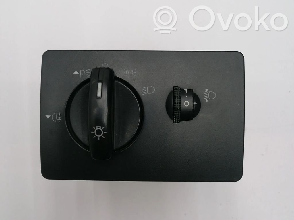 Ford Focus Light switch 
