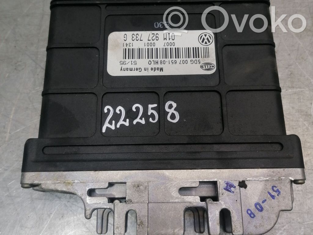 Volkswagen PASSAT B4 Gearbox control unit/module 