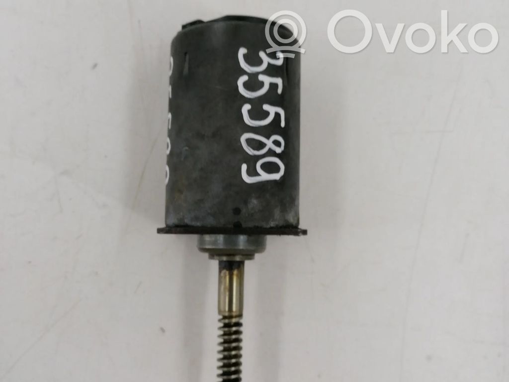 BMW 7 E65 E66 Venttiiliöljyn valvonta 