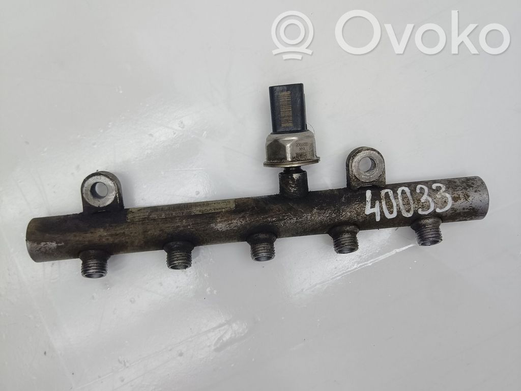 Volvo V50 Tubo principal de alimentación del combustible 