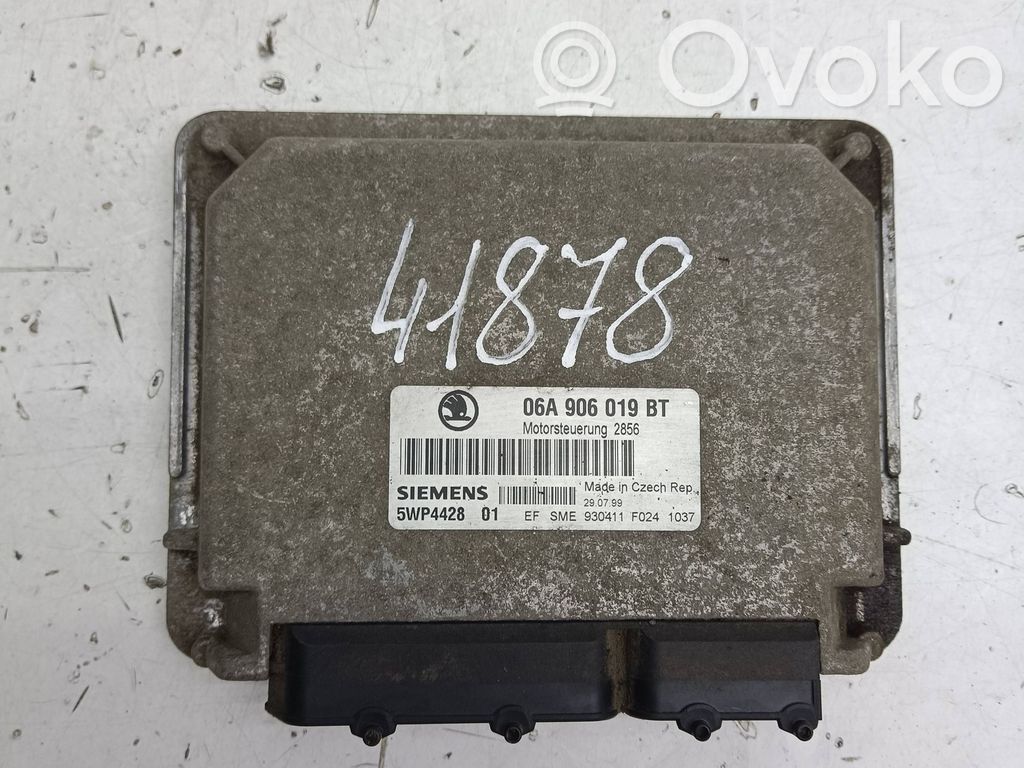 Skoda Octavia Mk1 (1U) Engine control unit/module 