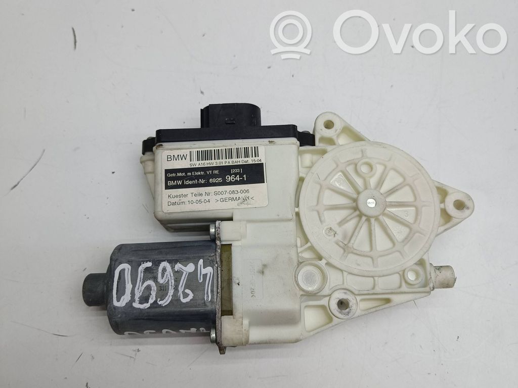 BMW X3 E83 Front door window regulator motor 