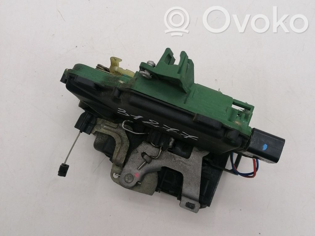 Volkswagen New Beetle Etuoven lukko 