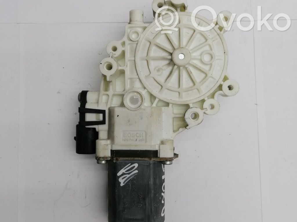 Mitsubishi Colt CZ3 Motor del regulador de la ventanilla de la puerta delantera 