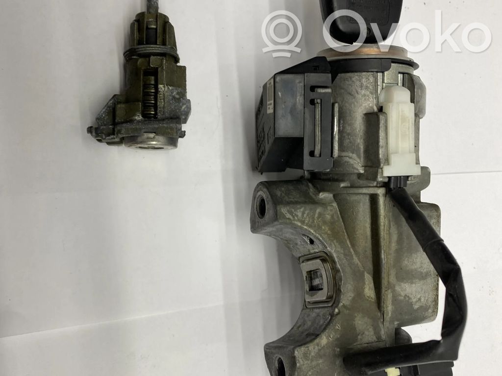 Toyota Avensis T250 Ignition lock 
