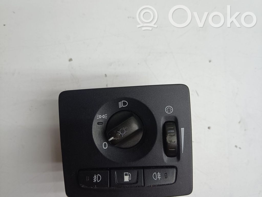 Volvo V50 Light switch 