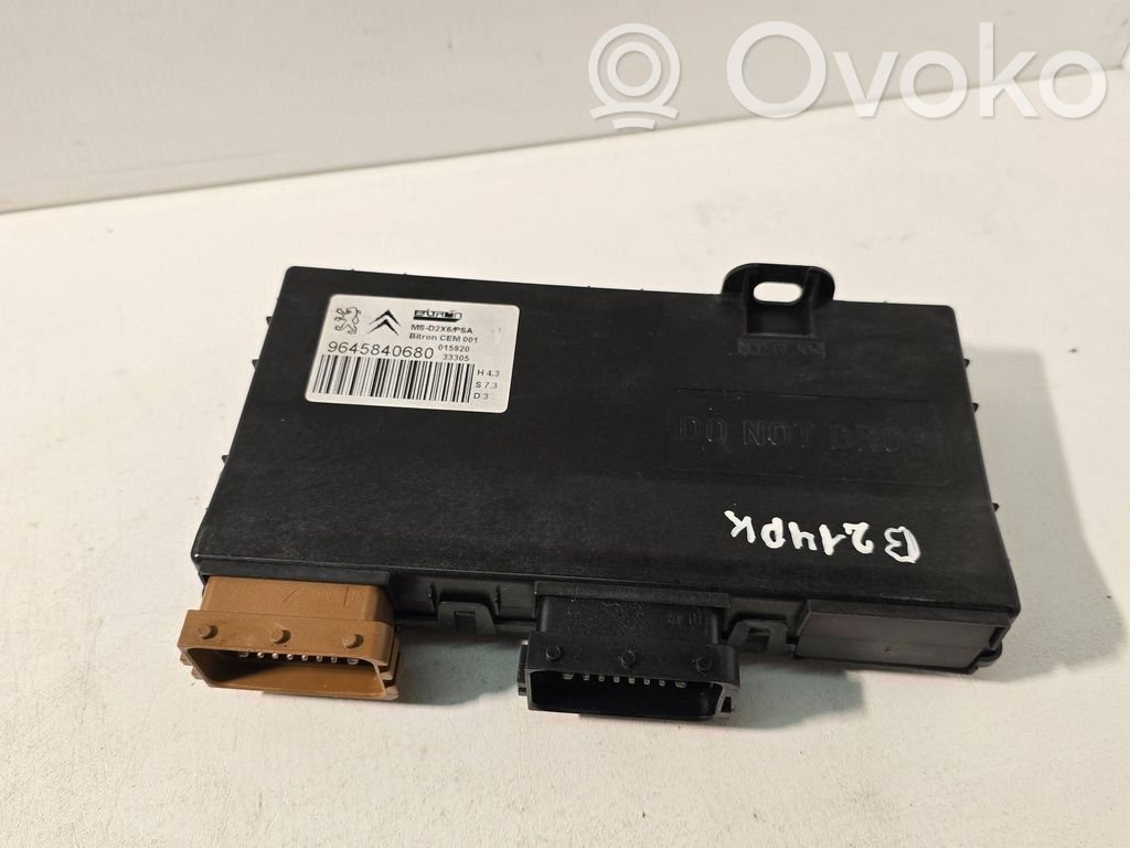 Peugeot 407 Seat control module 