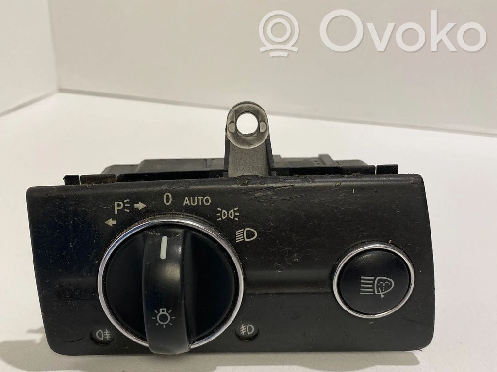 Mercedes-Benz E W211 Light switch 