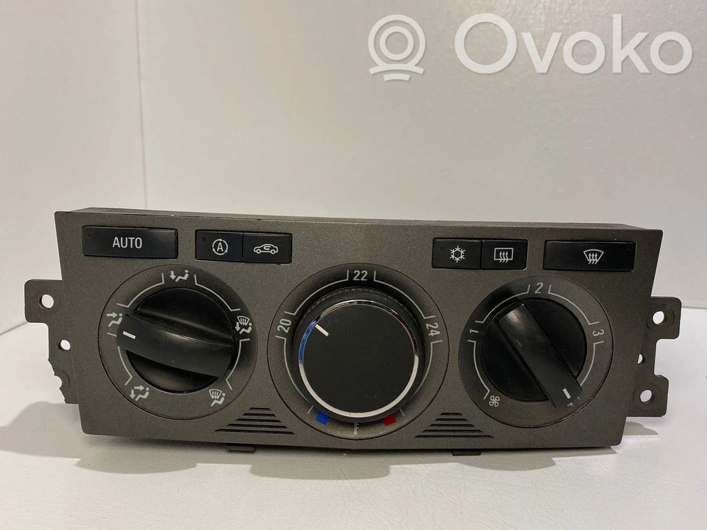 Opel Antara Climate control unit 