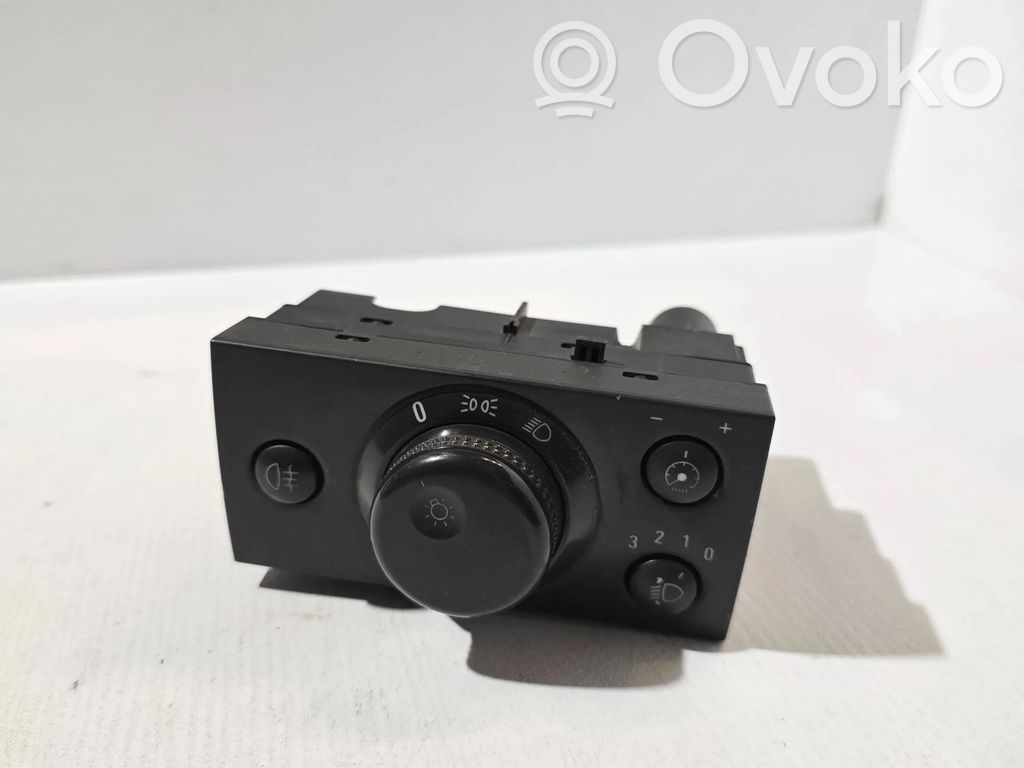 Opel Vectra C Light switch 