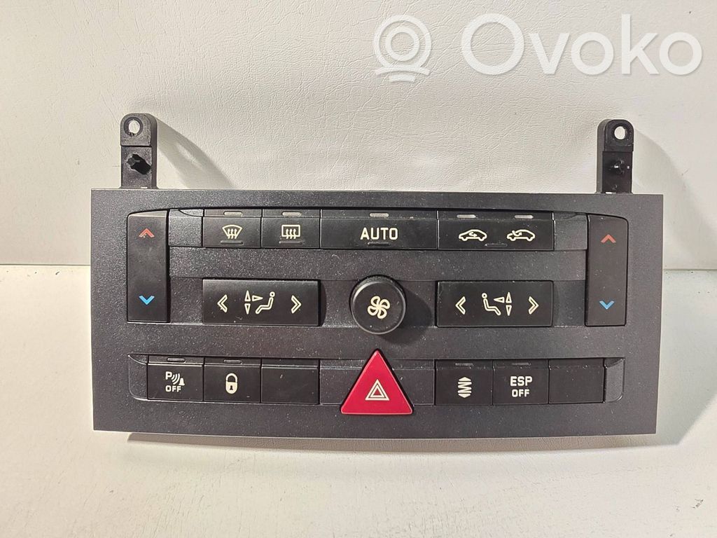 Peugeot 407 Climate control unit 