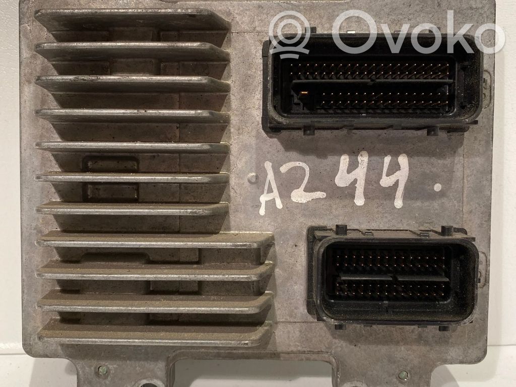 Opel Astra J Engine control unit/module 