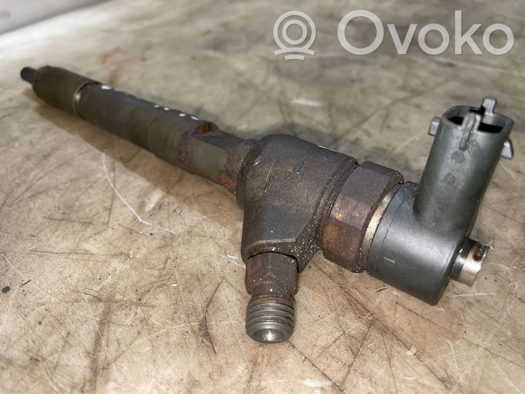 Opel Combo C Fuel injector 