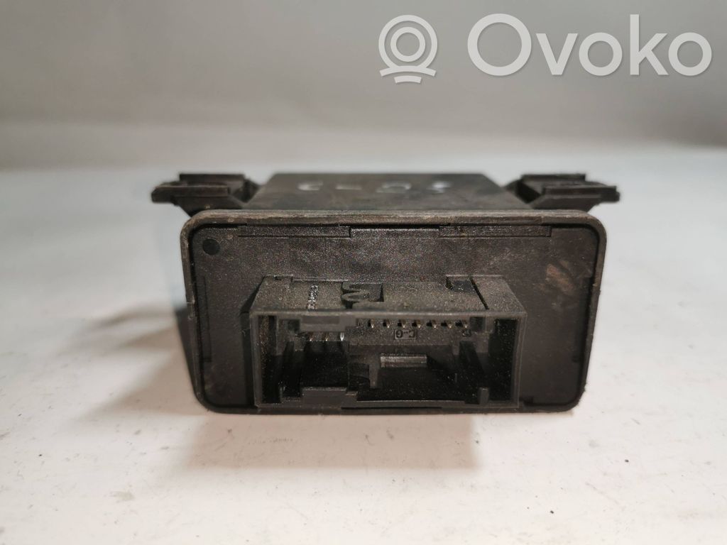 Volkswagen PASSAT B6 Light module LCM 