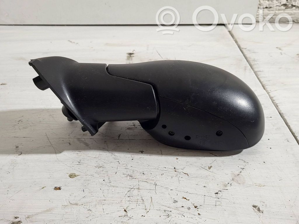 Citroen C3 Front door electric wing mirror 