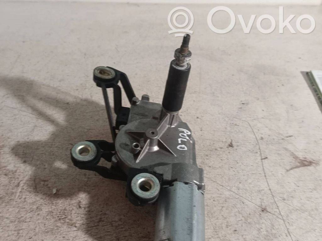 Volkswagen Polo Rear window wiper motor 
