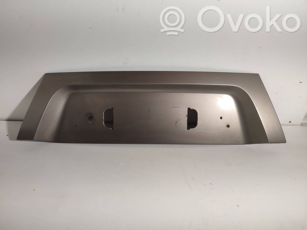 Saab 9-5 Tailgate trim 