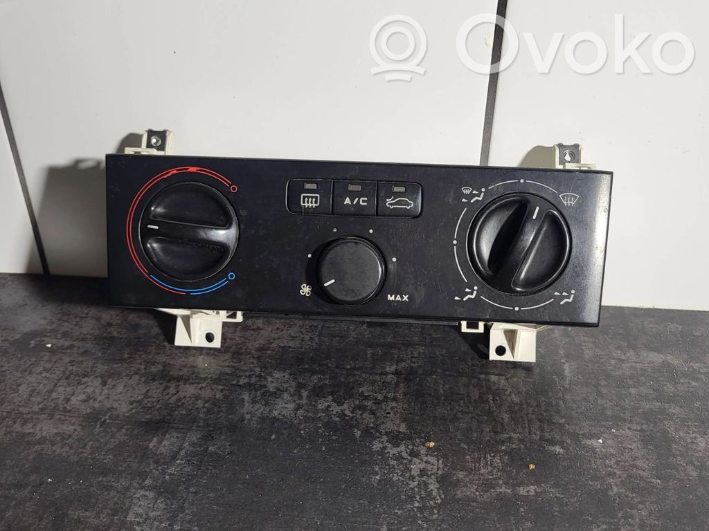 Peugeot 406 Climate control unit 