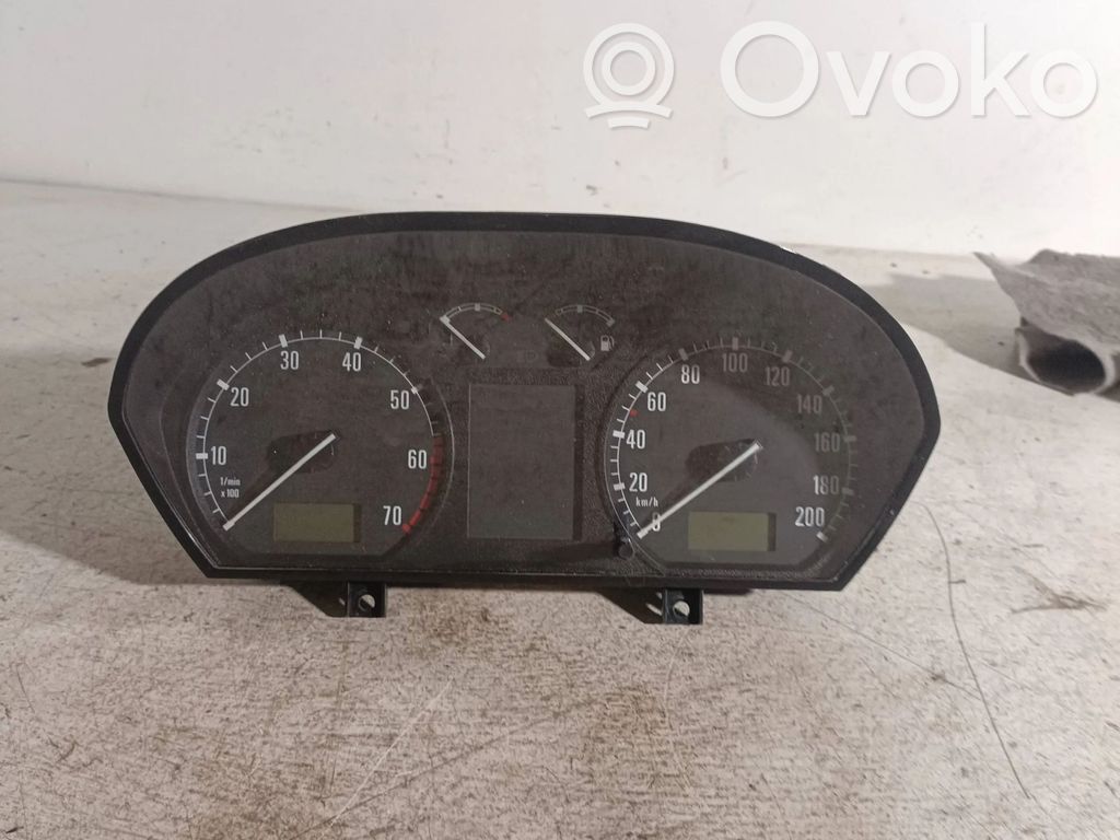Skoda Fabia Mk1 (6Y) Licznik / Prędkościomierz 