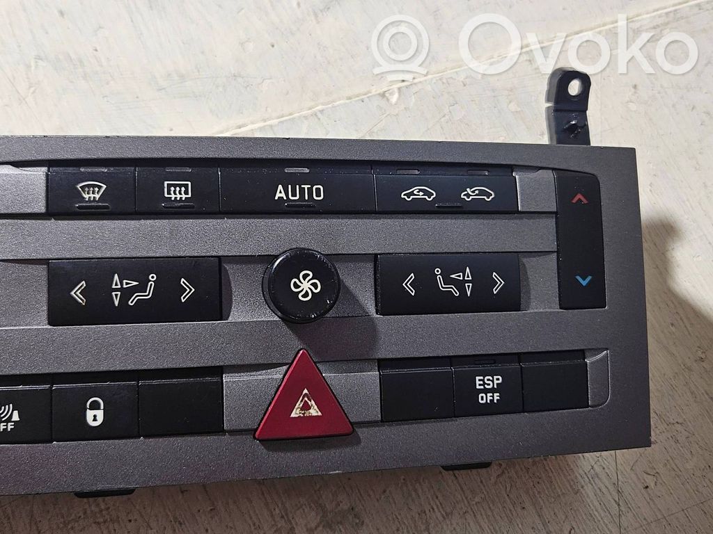 Peugeot 407 Climate control unit 