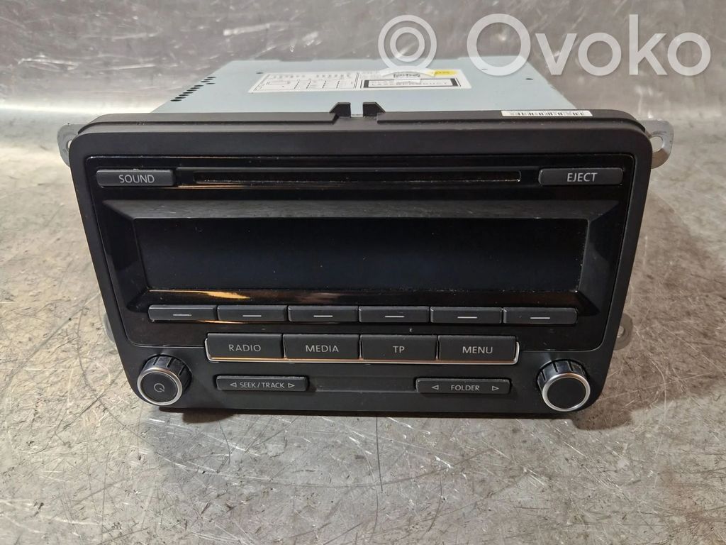 Volkswagen Jetta VI Panel / Radioodtwarzacz CD/DVD/GPS 