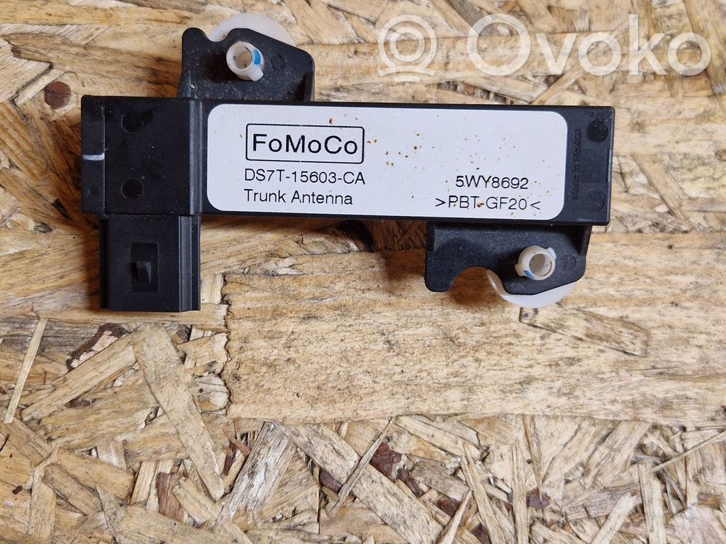 Ford S-MAX Antenos stiprintuvas 