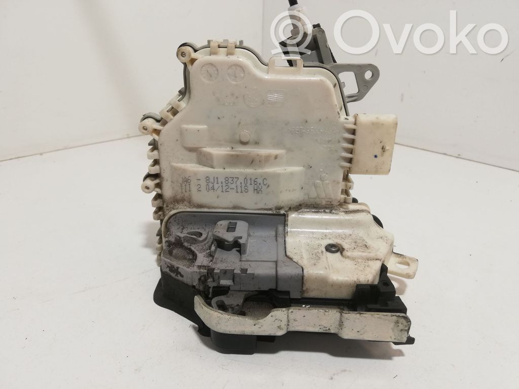 Audi A4 S4 B8 8K Priekšpusē slēdzene 