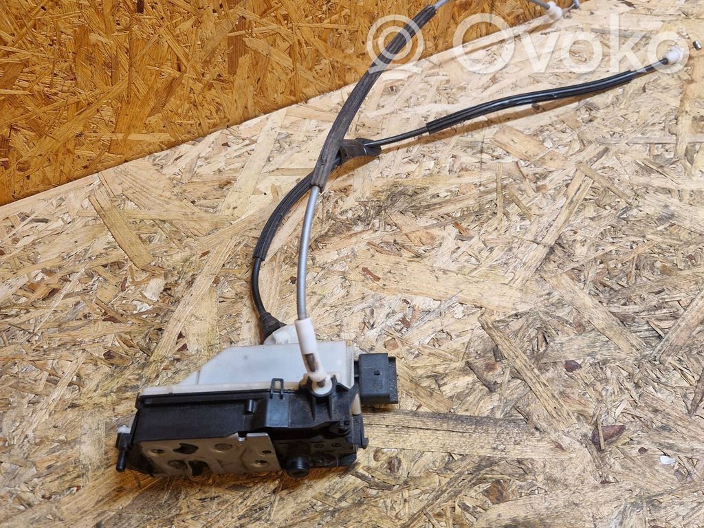 Citroen C4 II Rear door lock 