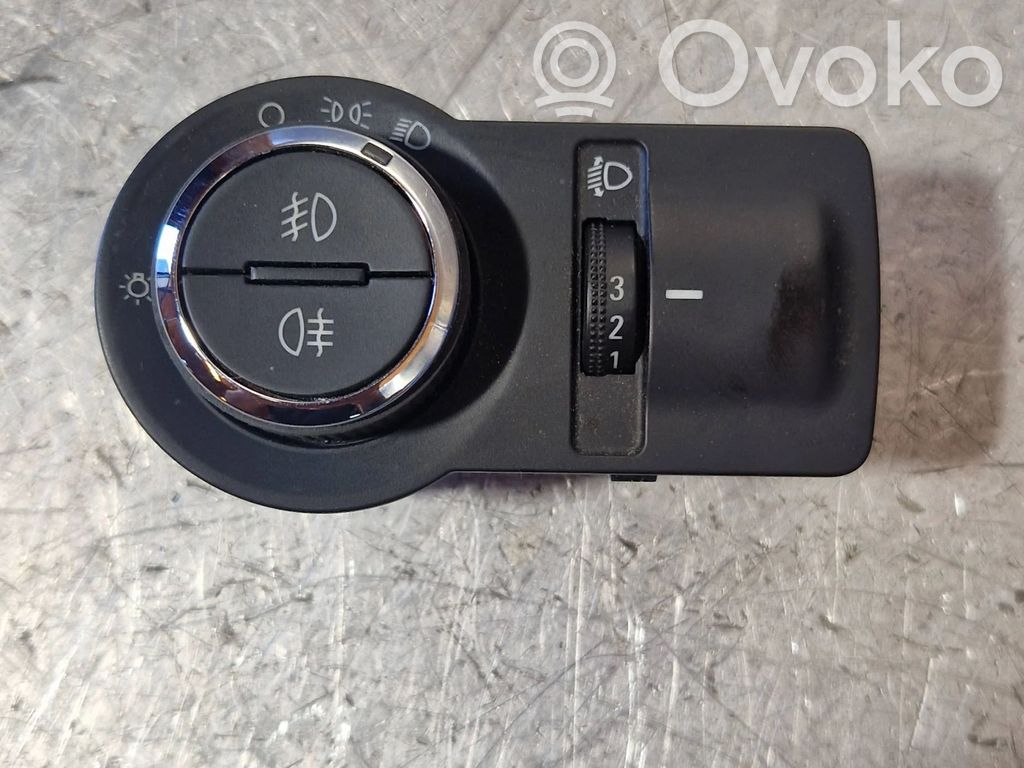 Chevrolet Aveo Light switch 