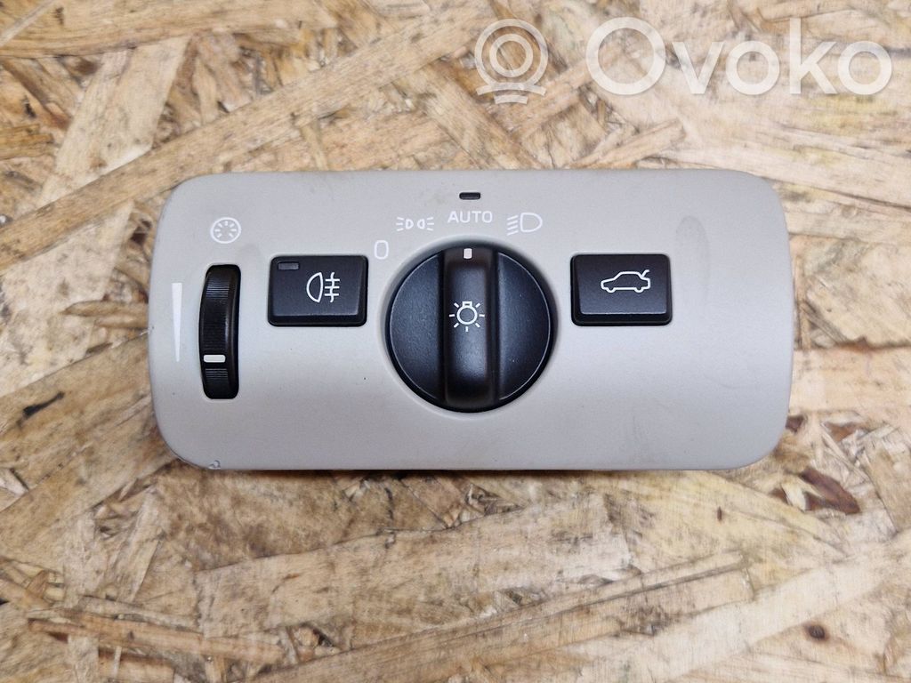 Volvo V40 Light switch 